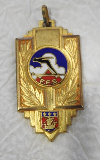 Broche Insigne Ffes Federation Francaise Enseignants Du Ski Souris