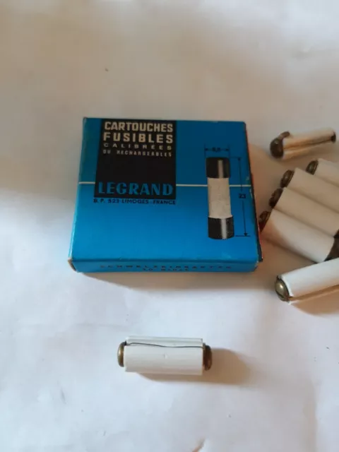 Ancien fusible porcelaine rechargeable 6 A Legrand pour Amboise Legrand Neuf