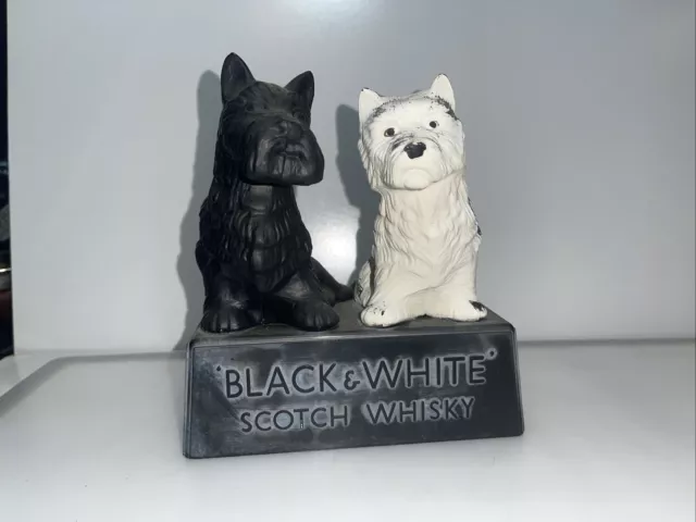 Black and White Dogs Buchanan’s Scotch Whisky Advertising Collectable (46a)
