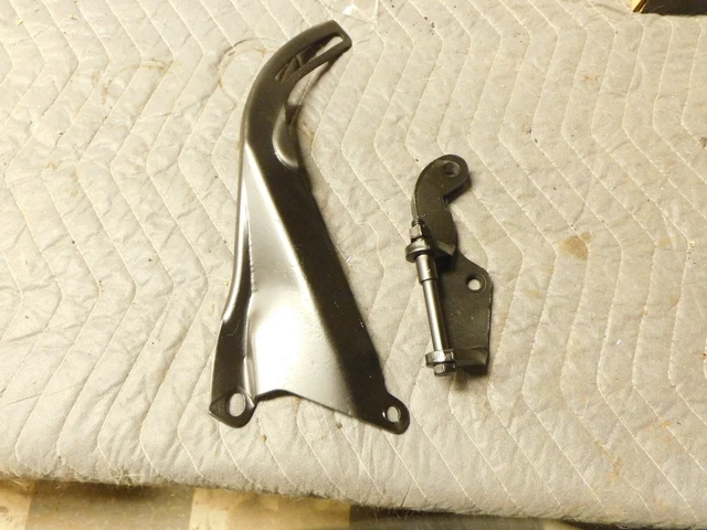 1966-68 Chevelle Camaro Nova 283 327 350 Alternator Bracket Set GM OEM 1966-68 Chevelle Camaro Nova 283 327 350 Alternator Bracket Set GM OEM