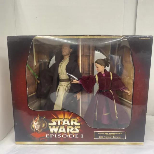 Qui-Gon Jinn & Queen Amidala Defense of Naboo 2000 Portrait ED Episode I Figures Qui-Gon Jinn & Queen Amidala Defense of Naboo 2000 Portrait ED Episode I Figures