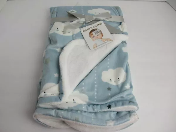 NWT Blankets & Beyond Blue And White Happy Clouds Stars Plush Baby Blanket