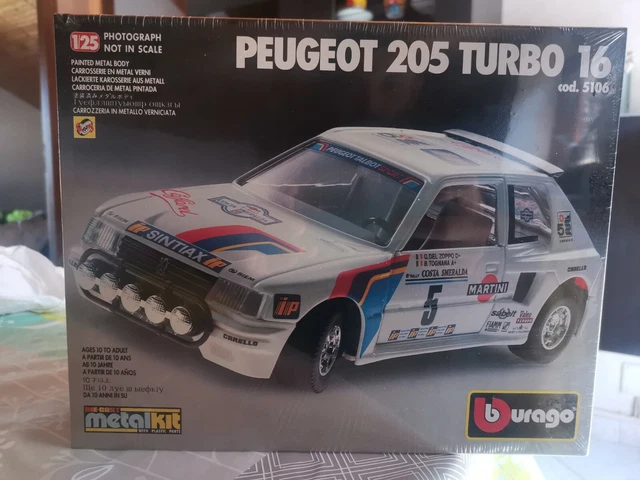 Une réplique (presque) parfaite de la Peugeot 205 T16 Evo 2