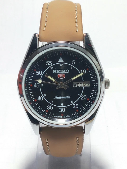 Vintage Seiko Automatic Movement Day Date Analog Dial Wrist Watch F21