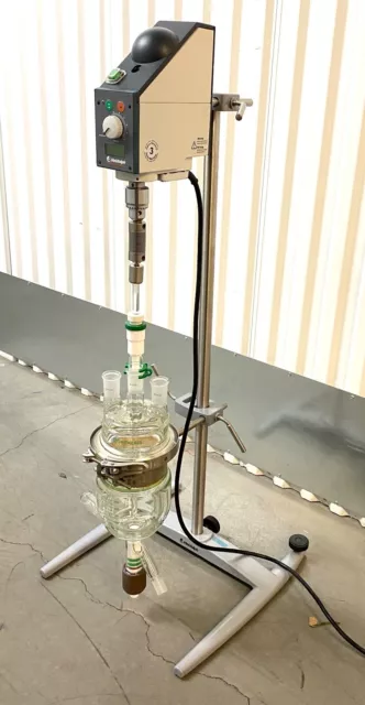 Heidolph RZR 2051 Overhead Stirrer 115V  50-2000 RPM w/ Chemglass 3 Neck Flask