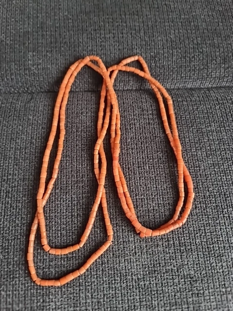 Collier Ancien En Corail Rose Abricot - Longueur 30cm Fermé - Alliage - Occasion