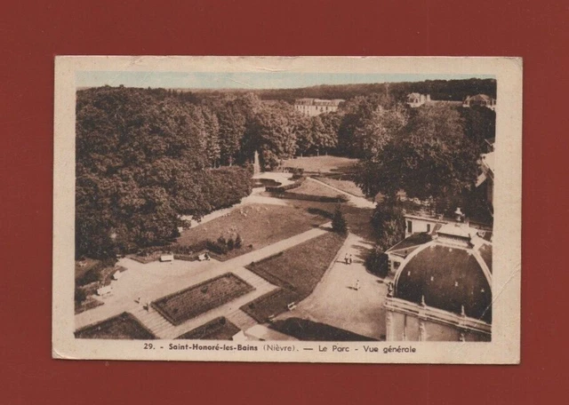 SAINT HONORE LES BAINS - le parc - Vue générale  ---   (Ref. 8275)