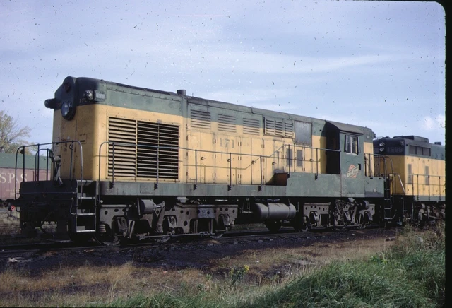 C&NW Chicago & North Western FM H16-66 Kodachrome original Kodak Slide