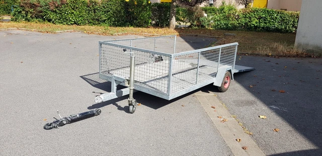 Remorque plateau avec rampe LABBÉ-ROTIEL type LR PC 2200 Container camping
