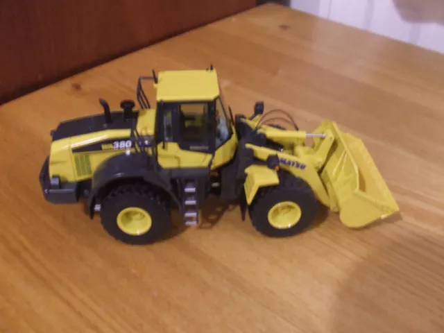 NZG 876 Komatsu WA380-7 Wheeled Loader. 1:50, BNIB