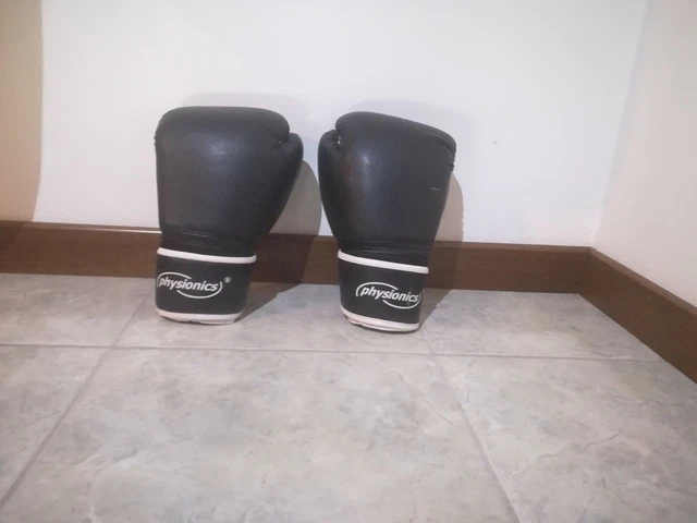 Guantoni Da Boxe Bambino MMA In Pelle - Guantoni Da Combattimento Per Pugilato, Muay Thai, Allenamento | Chiusura A Strappo Guanti Da Boxe Guantoni Da Boxe Bambino MMA In Pelle - Guantoni Da Combattimento Per Pugilato, Muay Thai, Allenamento | Chiusura A Strappo Guanti Da Boxe