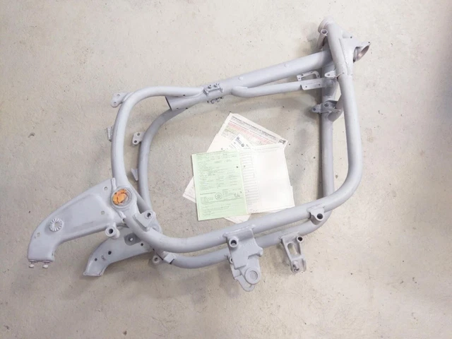 BMW R 100 CS [1973] - frame with letter