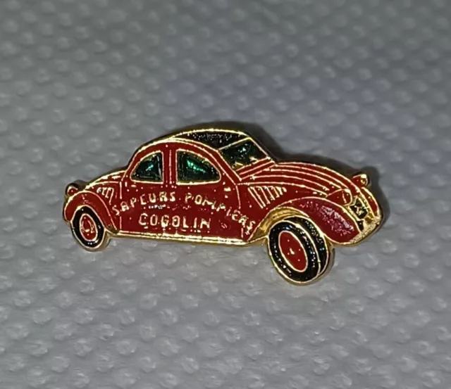 Pin's Pin Metal  Deudeuch Citroën 2 Cv Sapeurs Pompiers De Cogolin Var Auto N° 2