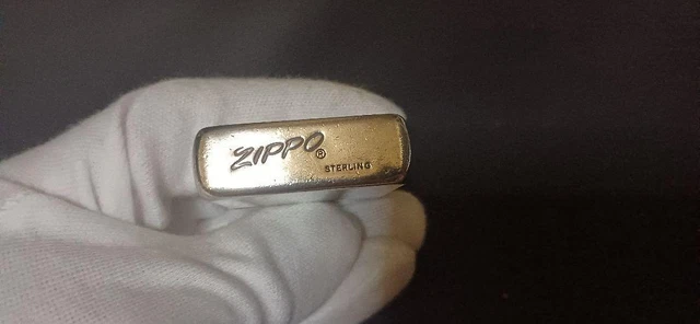 Zippo Italic Sterling