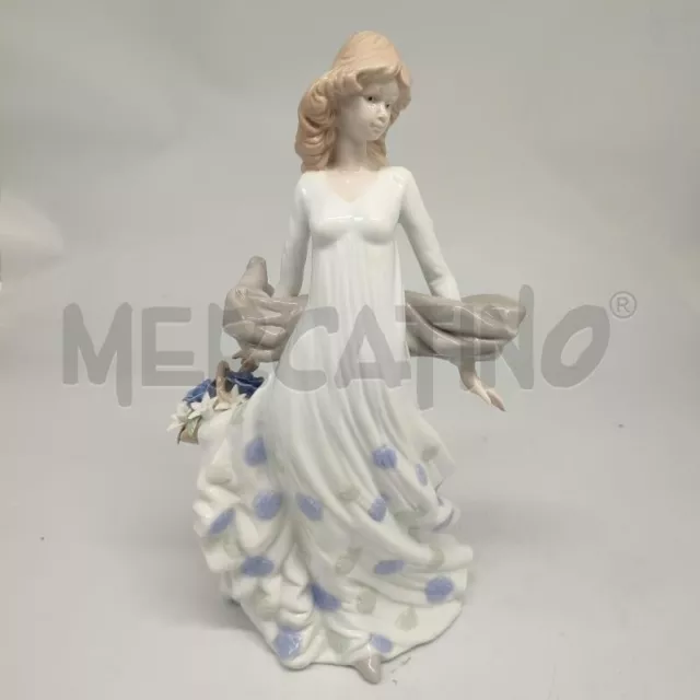 Skulptur Mädchen Vest Weiß Papierkorb Blumen Blu Porzellan H 32CM