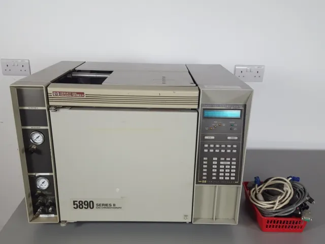 Hewlett Packard 5890 Series 2 GC Gas Chromatograph Lab
