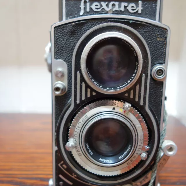 macchina fotografica vintage flexarel 2