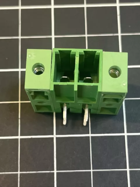 ECH762RM-02P Dinkle 2 Position PCB Mount Socket With Screw Adaptors