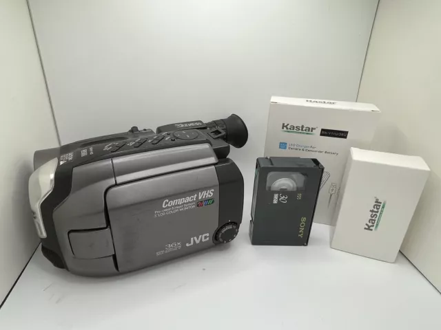 JVC GR-AXM50 VHS-C Camcorder