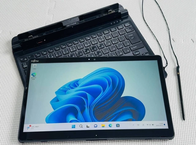 富士通 13.3型ワイド ハイスペックタブレット ARROWS Tab Q738⁄SB 製品