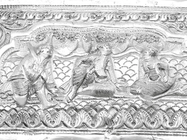 Antique Burmese Silver Box Circa 1890 10
