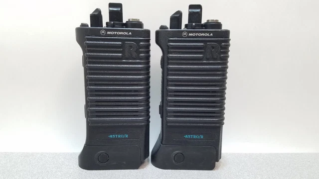 (Lot of 2) Motorola Astro/R Saber VHF P25 Portable Handheld Radios 146-174Mhz (Lot of 2) Motorola Astro/R Saber VHF P25 Portable Handheld Radios 146-174Mhz