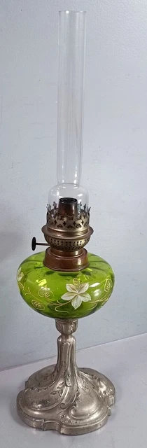 3 Lampes à pétrole vintage en laiton et verre (D'occasion) à St-Blaise