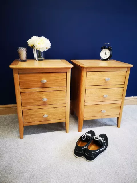 Matching Pair Retro Oak Small Bedside Tables / Set of 2 Bedroom Cabinets Units 3