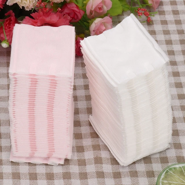 Lingettes Démaquillantes 3 Couches Pour Le Visage Violet