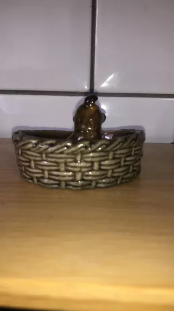 Vintage Wade Dog in a Basket Trinket Dish 3