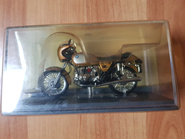 Moto vintage de collection BMW R90S 1976 Altaya échelle 1/24 neuve