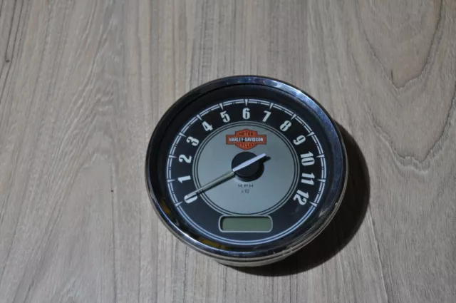 Speedometer Speedo Harley Davidson 67525-11 Softail Dyna Road King