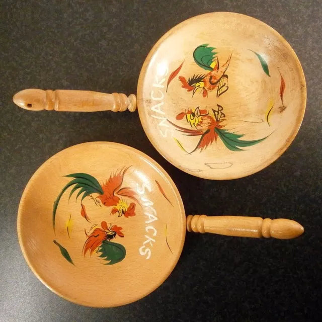 2x VINTAGE TURNED WOOD HAND PAINTED ROOSTERS COCKTAIL SNACK BOWLS : JAPAN