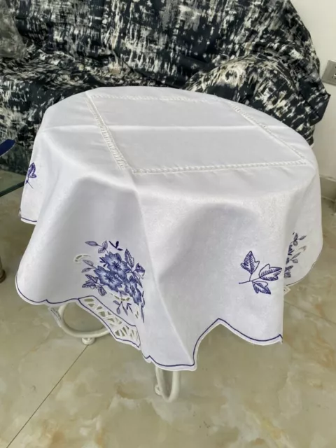 Again@ Fresh Blue Flower Embroidery Cutwork White Table Cloth New 2