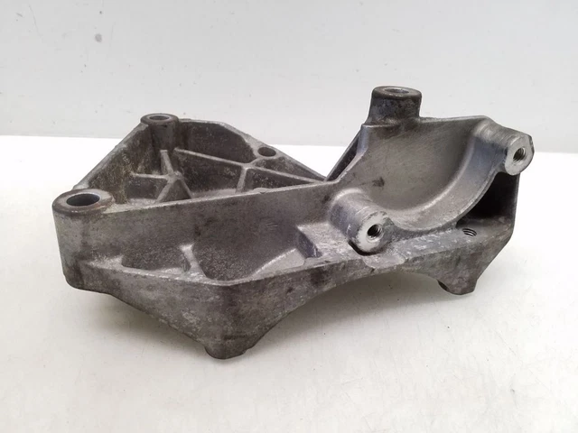 Opel Astra H 2005 Diesel Support de générateuralternateur 9429341 MIN41644
