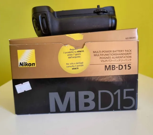 Impugnatura Nikon MB-D15  Per fotocamera Nikon 