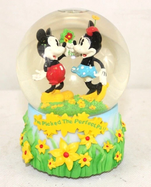 DISNEY'S MICKEY & Minnie Mouse Musical Snow Globe I've Picked the