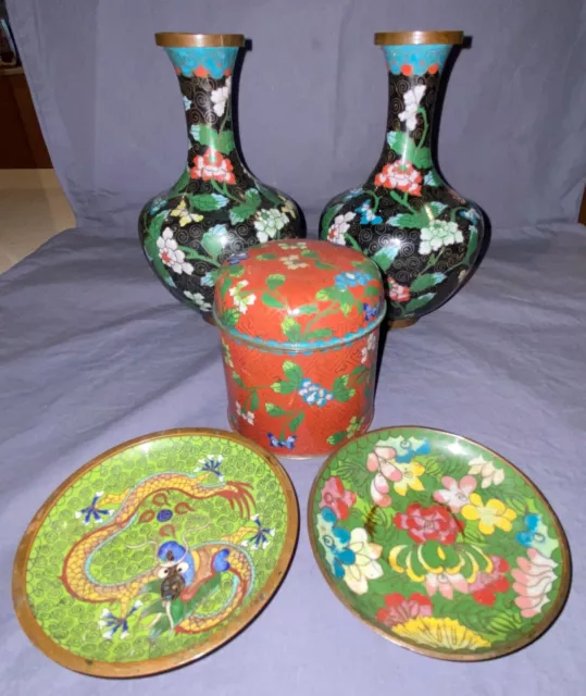 Lot of 5 Vintage Chinese Cloisonne Vases, Lidded Box/Container, Plates/Coasters