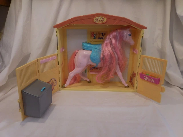 BARBIE DOLL HORSE Stable Magical Sounds Barn Stall 2000 Vintage