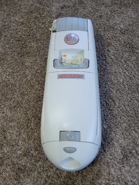 Electrolux Guardian Epic Series 8000 Vacuum Cleaner C133A (CANISTER ONLY) Tested Electrolux Guardian Epic Series 8000 Vacuum Cleaner C133A (CANISTER ONLY) Tested