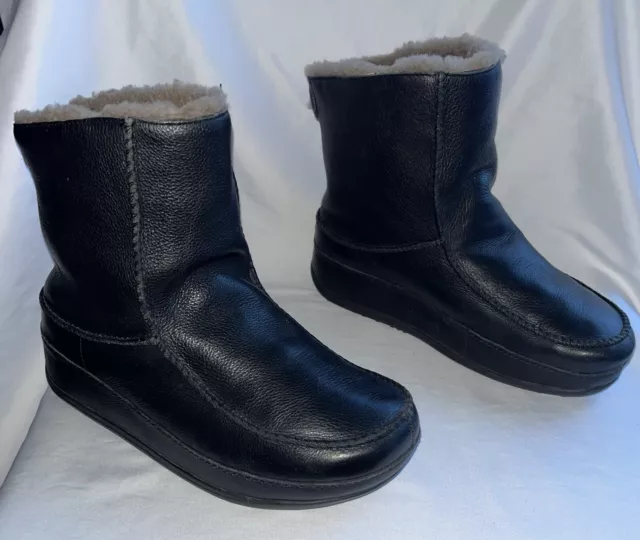 FitFlop Black Shearling Leather Ankle Winter Boots Slip On Size 10