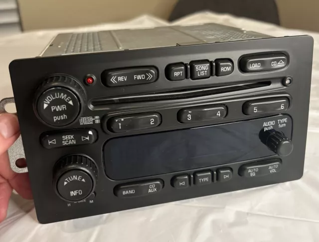 GMC Chevy NBS Truck Van SUV 2003-2006 Radio AM FM Disc CD Player OEM 07 Classic