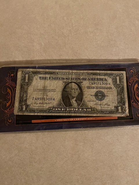 Series 1935 E One Dollar Bill Silver Certificate Blue Seal