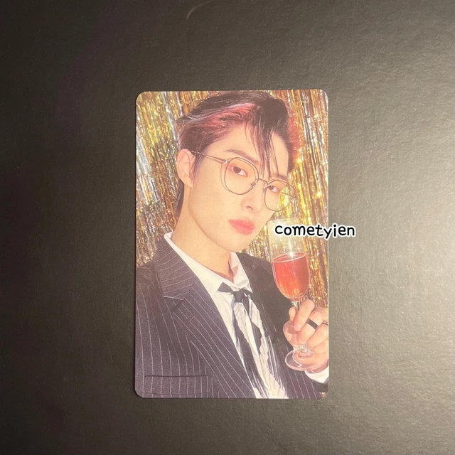 ATEEZ 2023 SEASON'S Greetings WOOYOUNG Photocard Official Limited B 13