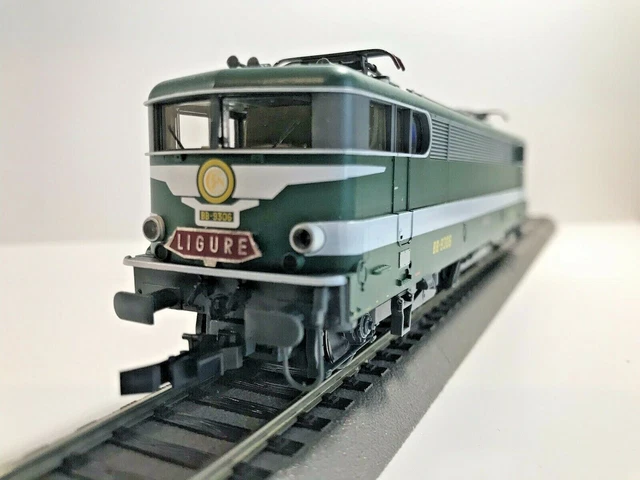 locomotive électrique BB 9306 Roco 63547 BB 9300 Jacquemin échelle HO