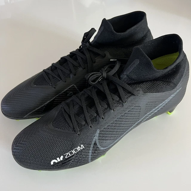 nike mercurial volt black