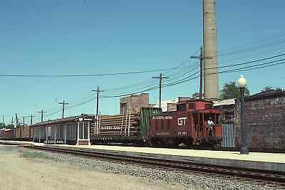 Orig slide GTW Grand Trunk caboose 79163 action Galesburg IL 1990  BIN