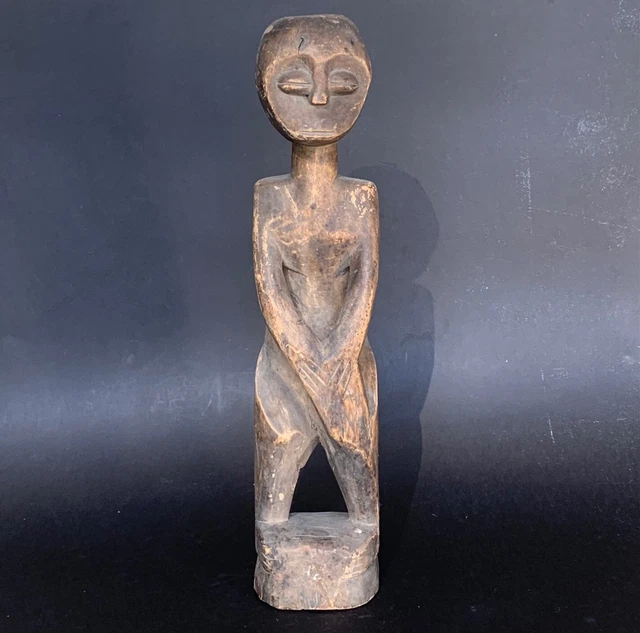 Vintage Mid 19th Century Hand Carved Wood Primitive Statue Timor Indonesia 16"