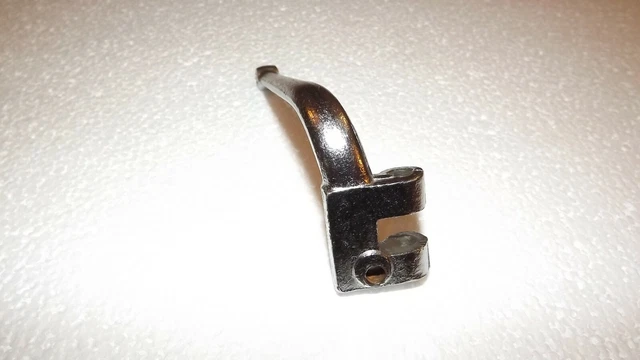 Levier embrayage moteur VILLIERS 98 cc. Ancien stock NOS. Monet-Goyon Peugeot...