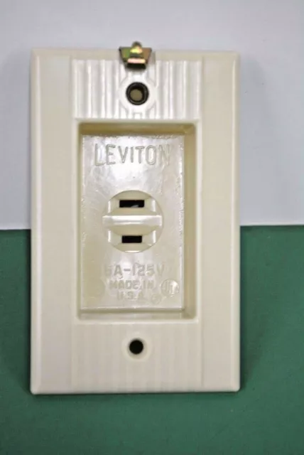 LEVITON VINTAGE Clock Outlet Receptacle BAKELITE Flush Mount IVORY NIB NEW 628-I